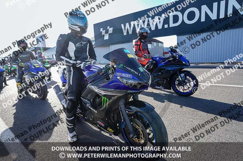 donington no limits trackday;donington park photographs;donington trackday photographs;no limits trackdays;peter wileman photography;trackday digital images;trackday photos